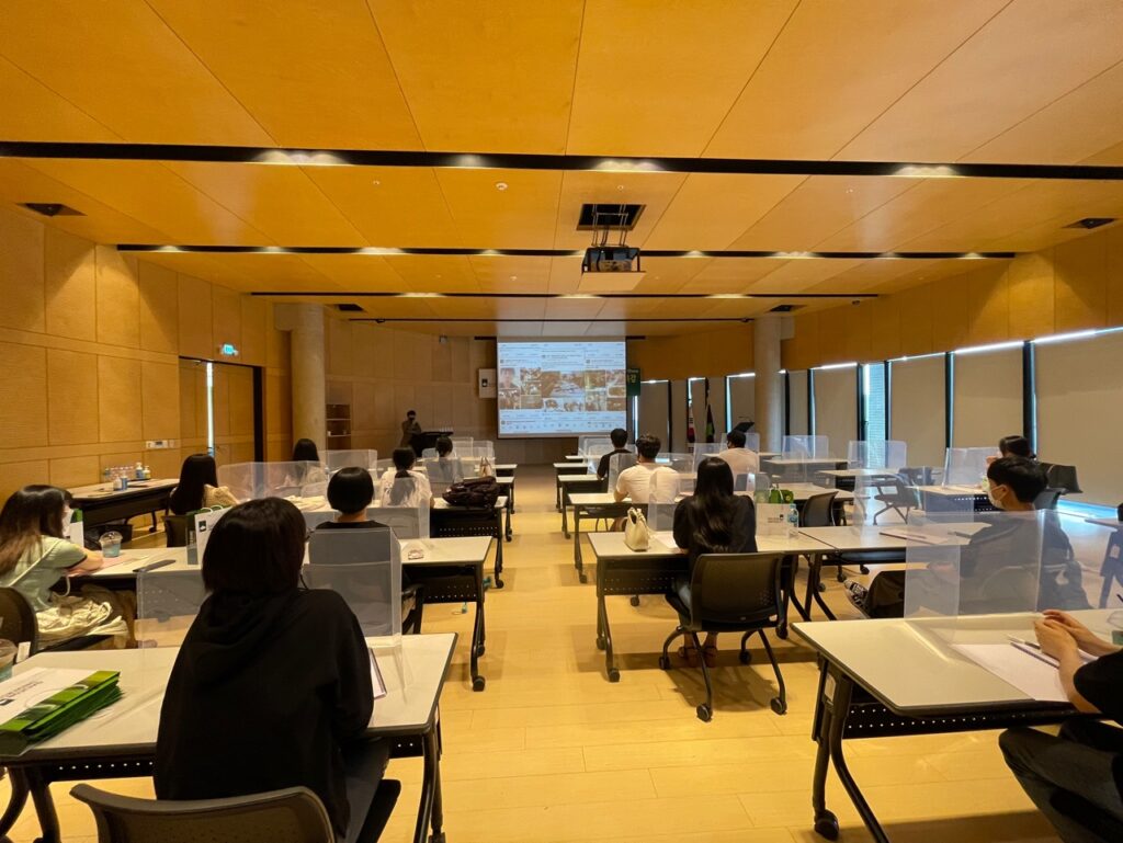 자소서첨삭대필 컨설팅 서비스 소개 1 KakaoTalk 20241119 134852763 02 사람인 채용공고, 자소서첨삭, 자소서예시 자소서첨삭대필 컨설팅 서비스 소개